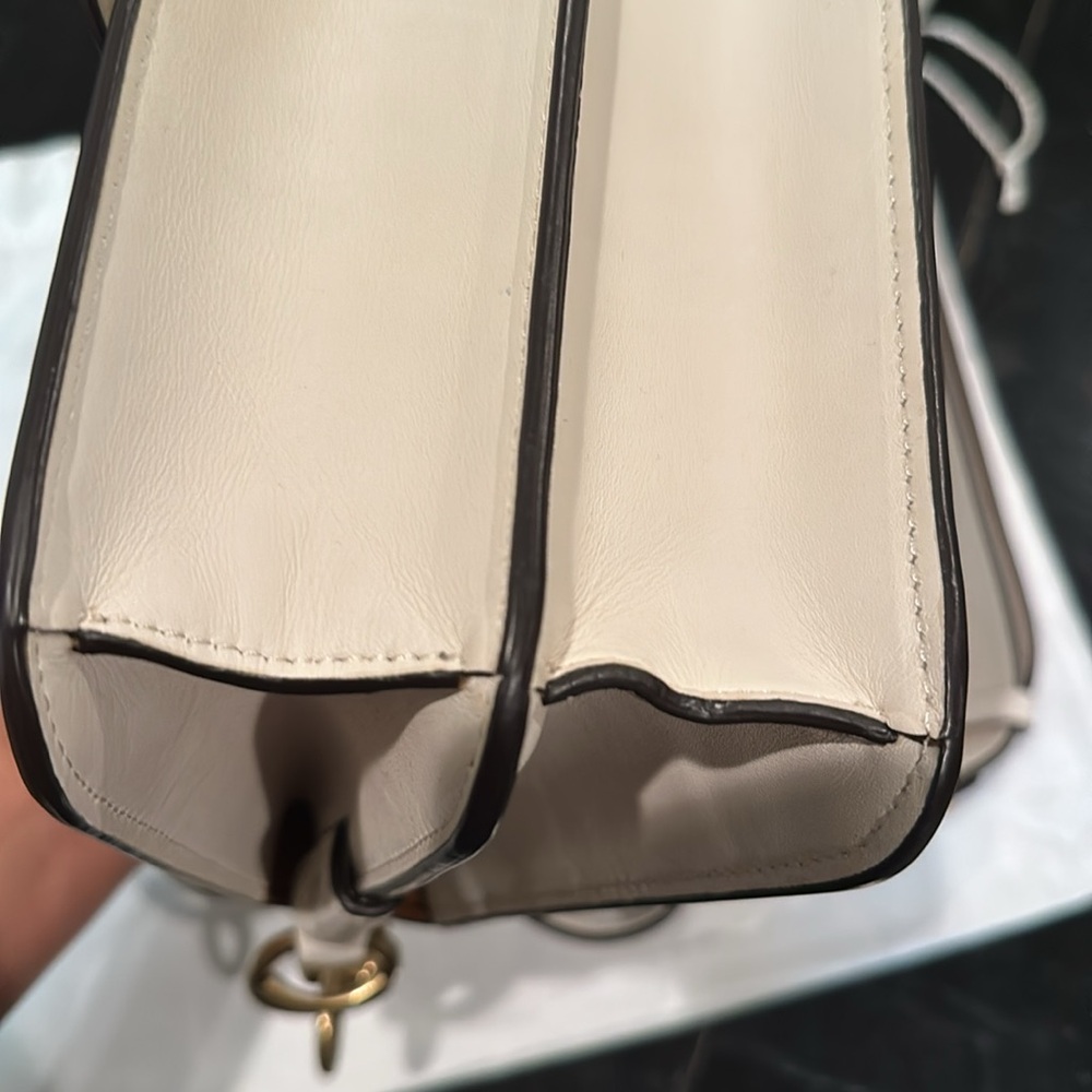 Coach Ivory Leather Top Handle w/two additional straps and dust bag. - Picture 5 of 14